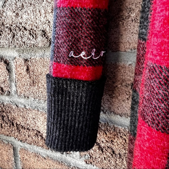 AREOPOSTALE | Multiple Red & black checked long sleeve onesie one piece pyjama - Picture 2 of 5